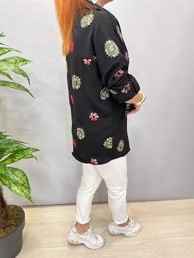 25028 (1 beden küçük alınız) NAKIŞLI  AEROBIN GÖMLEK SİYAH