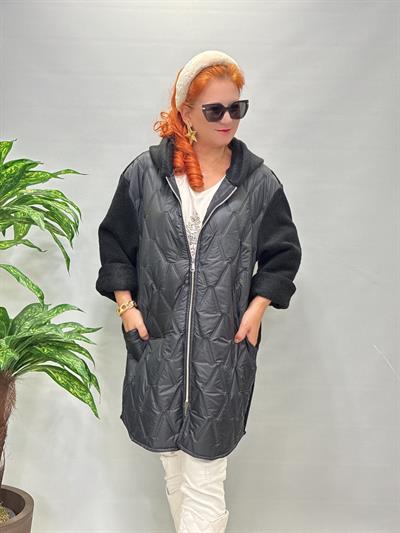 2565 Sırt Buklet Detay Kaban Siyah