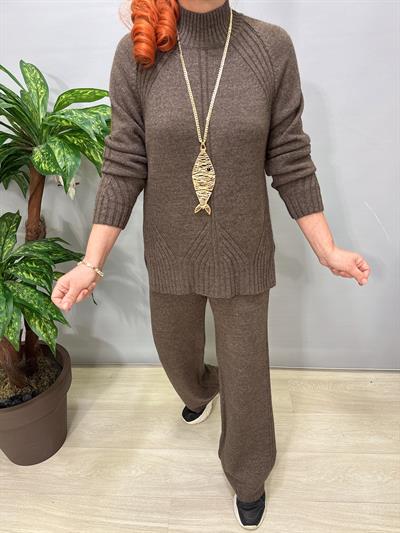 2666 Yarım Balıkçı Yaka Triko Takım Kahve