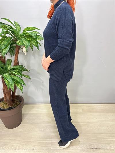 2666 Yarım Balıkçı Yaka Triko Takım Lacivert