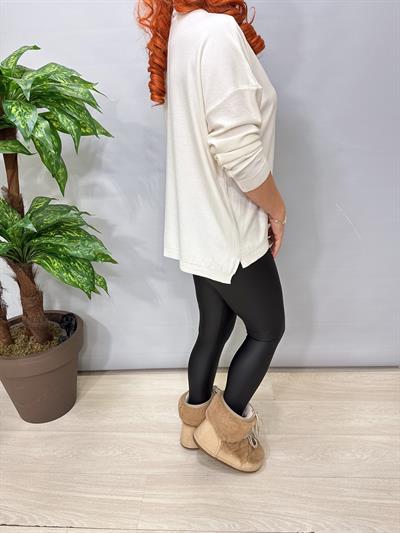 2888 Italyan İnce Dökümlü Yaka Triko Ekru