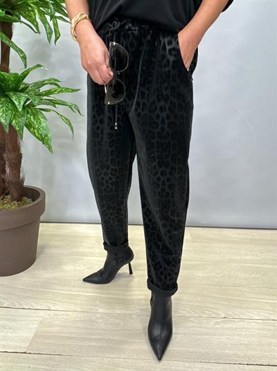 3212 Italyan Deri Görünümlü Desenli Pantolon Siyah