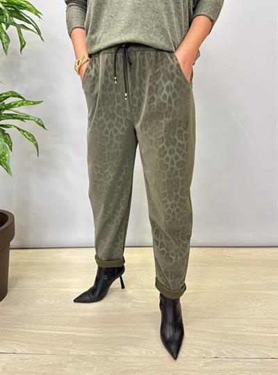 3212 Italyan Deri Görünümlü Desenli Pantolon Haki