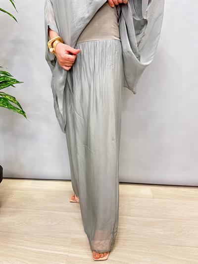 MNS 34034 İTALYAN İPEK TAKIM AÇIK MİNT YEŞİLİ