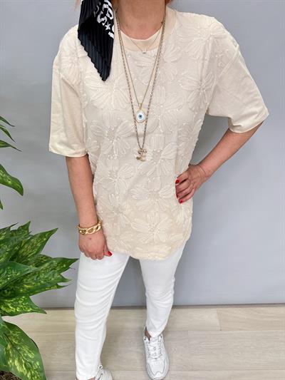 4415 TÜL ÇİÇEK DETAY BLUZ KREM(1 BEDEN KÜÇÜK ALINIZ)