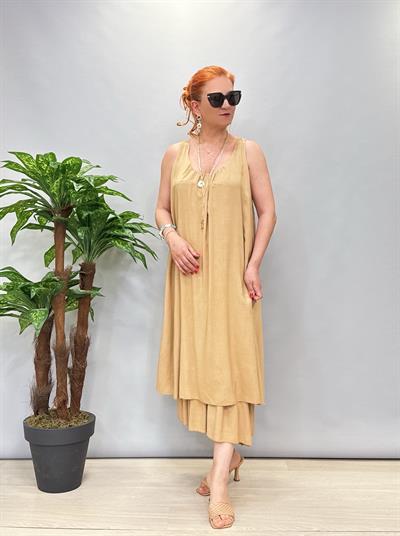 460 İtalyan Sırt Detay Elbise Camel