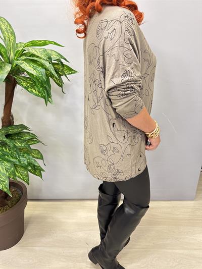 5455 Italyan Desenli Triko Bluz Vizon