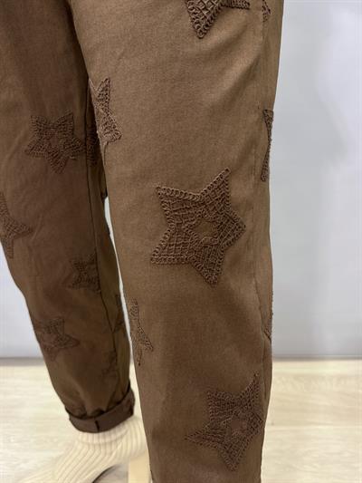 6025 Italyan Yıldız Nakış İşlemeli Pantolon Kahve