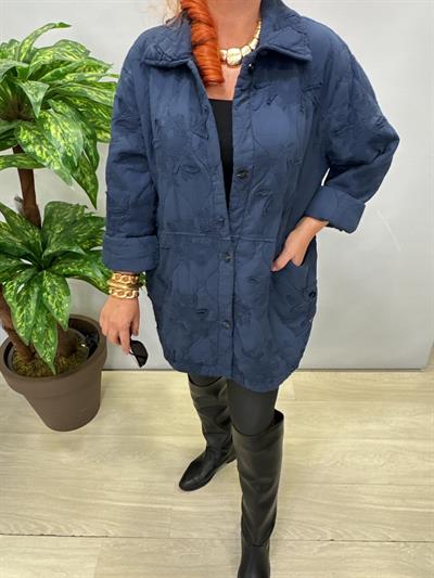 6110 Italyan Nakış Detay Kaban Lacivert