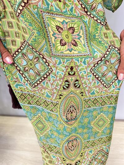 7820 Hint İpeği Elbise