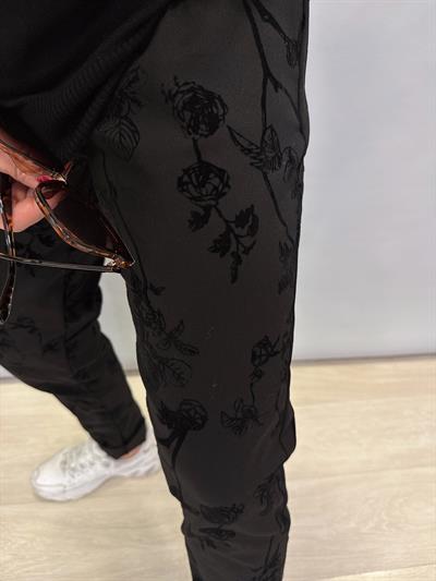 8070 DESENLİ ESNEK PANTOLON SİYAH 