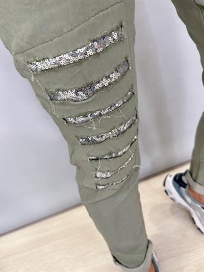 8715 İTALYAN PAYET PANTOLON YEŞİL 40-48 BEDEN ARASI UYGUNDUR