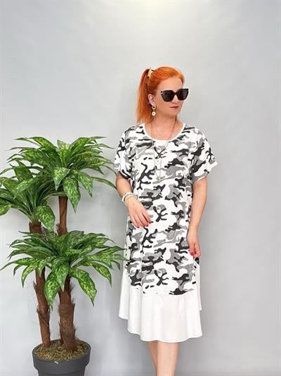 8810 İtalyan Kamuflaj Elbise Beyaz