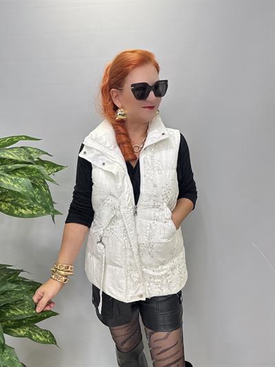 8847 Payet Detaylı Tasarım Şişme Yelek Beyaz