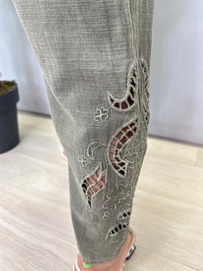 9088 Nakış Detay Pantolon Haki