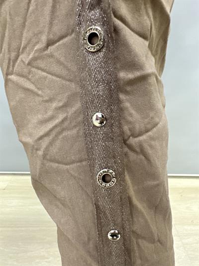 MNS 0323 İTALYAN KUŞ GÖZÜ PANTOLON VİZON  38-48 BEDENE UYGUNDUR