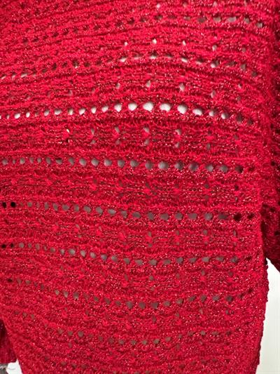 MNS 11068 KOL DETAY SİMLİ FİLE BLUZ  42 BEDENE KADAR UYUMLUDUR  KIRMIZI