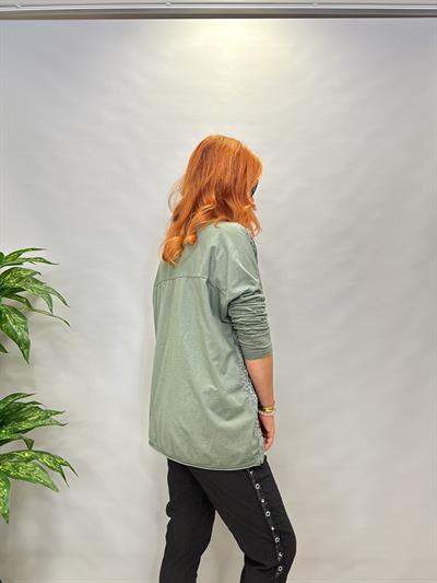 MNS 2524 İTALYAN LEOPAR DESEN BLUZ YEŞİL  38_46 BEDENE UYGUNDUR