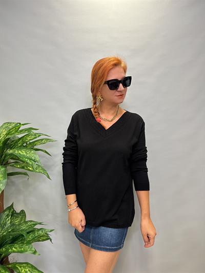 MNS 31006 YAKA DETAY SOFT TOUCH BLUZ  42 BEDENE KADAR UYUMLUDUR  SİYAH 