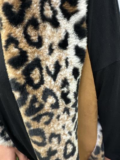 MNS 5075 İTALYAN ÇİFT TARAFLI  NUBUK DETAY KÜRKLÜ YELEK 42 BEDENE KADAR UYUMLU 