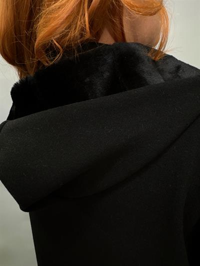 MNS 5859 İTALYAN KÜRK KAŞE KABAN SİYAH 44_52 BEDEN ARASI UYGUNDUR