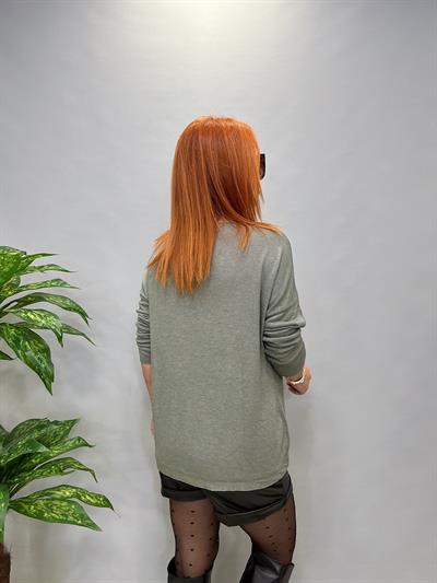 MNS 7616 İTALYAN YILDIZ VARAK DETAY BLUZ YEŞİL 44 BEDENE KADAR UYGUNDUR