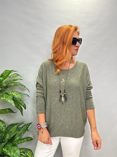 MNS 8499 İTALYAN  LİKRALI  YUMUŞAK   BLUZ(KOLYE DAHİLDİR) 46 BEDENE UYUMLU HAKİ