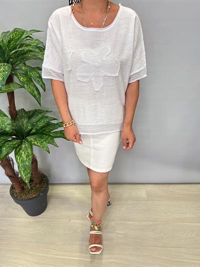 PMK 4046 Payetli Çiçek Detay Pamuklu Bluz Beyaz