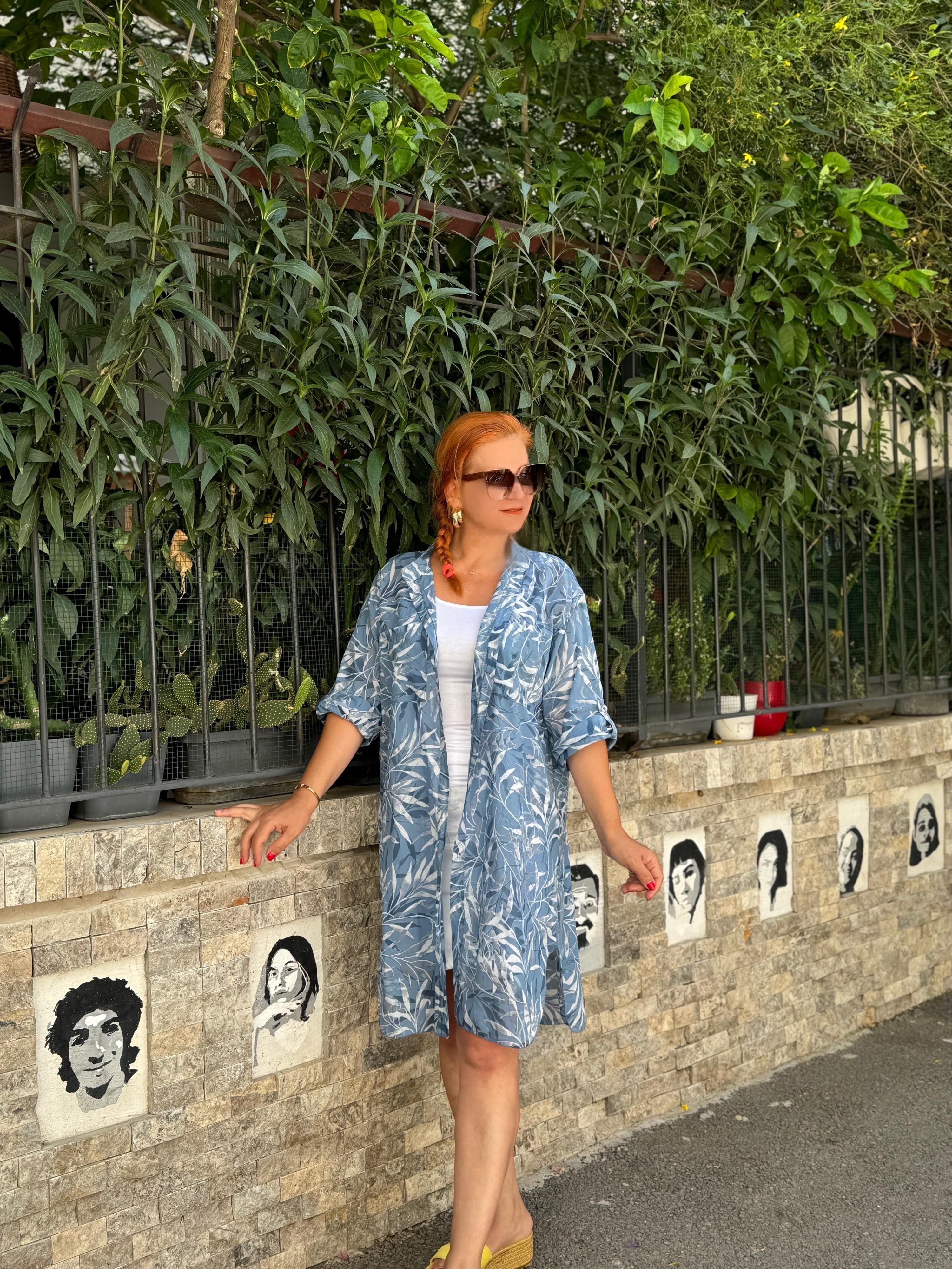 016718 PREMIUM İTHAL PAMUKLU GÖMLEK YAPRAK DESEN MAVİ 46 BEDENE KADAR UYUMLUDUR