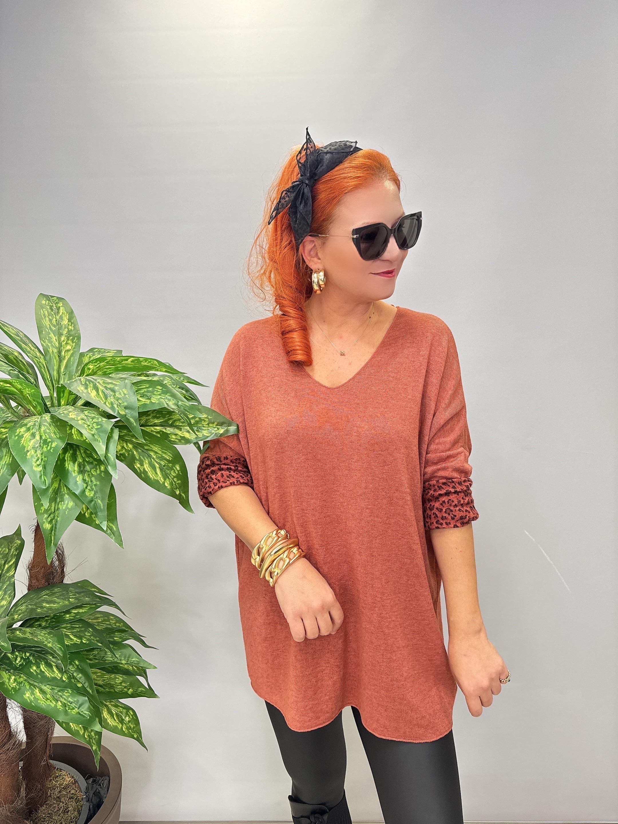 1750 Italyan Leopar Detay Triko Bluz Kiremit