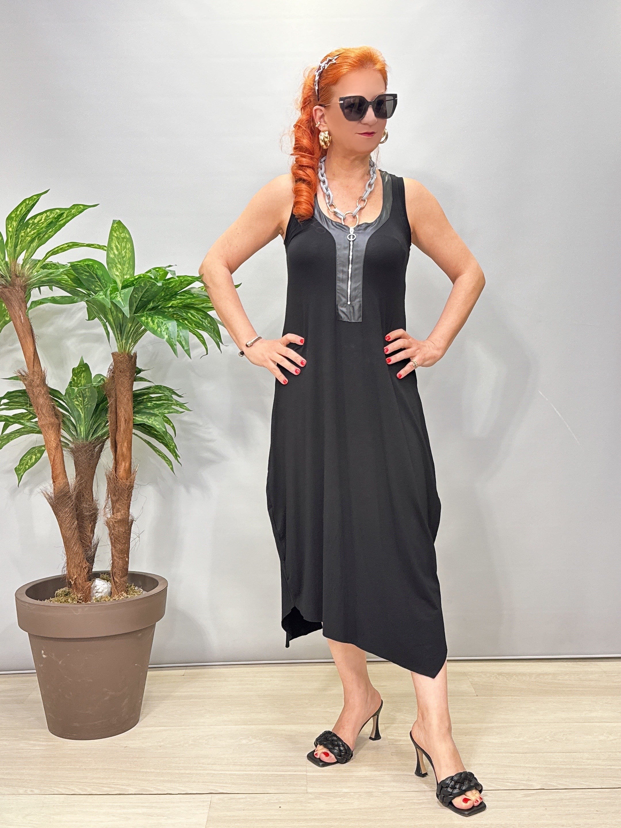 2686 Tasarım Elbise 