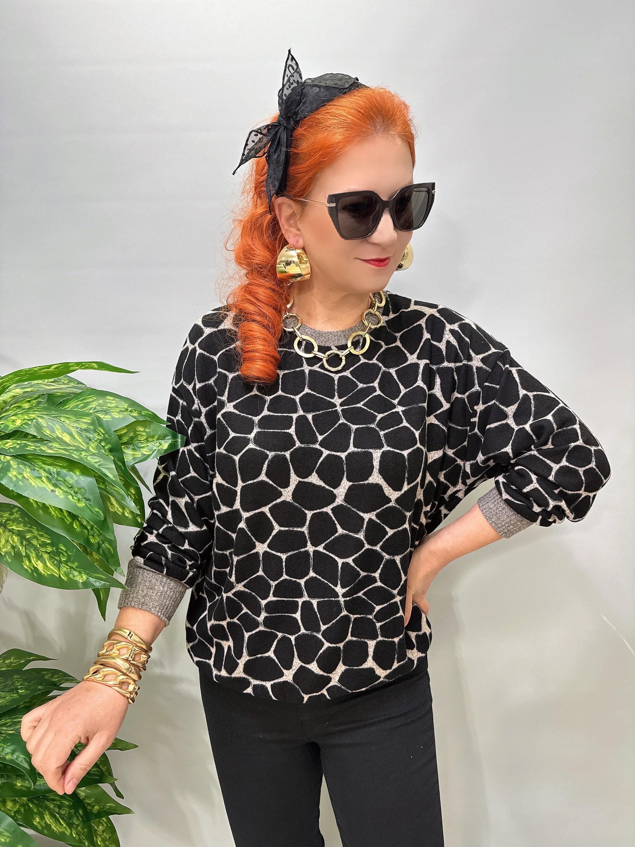 2826  Desenli Yumoş Bluz Vizon