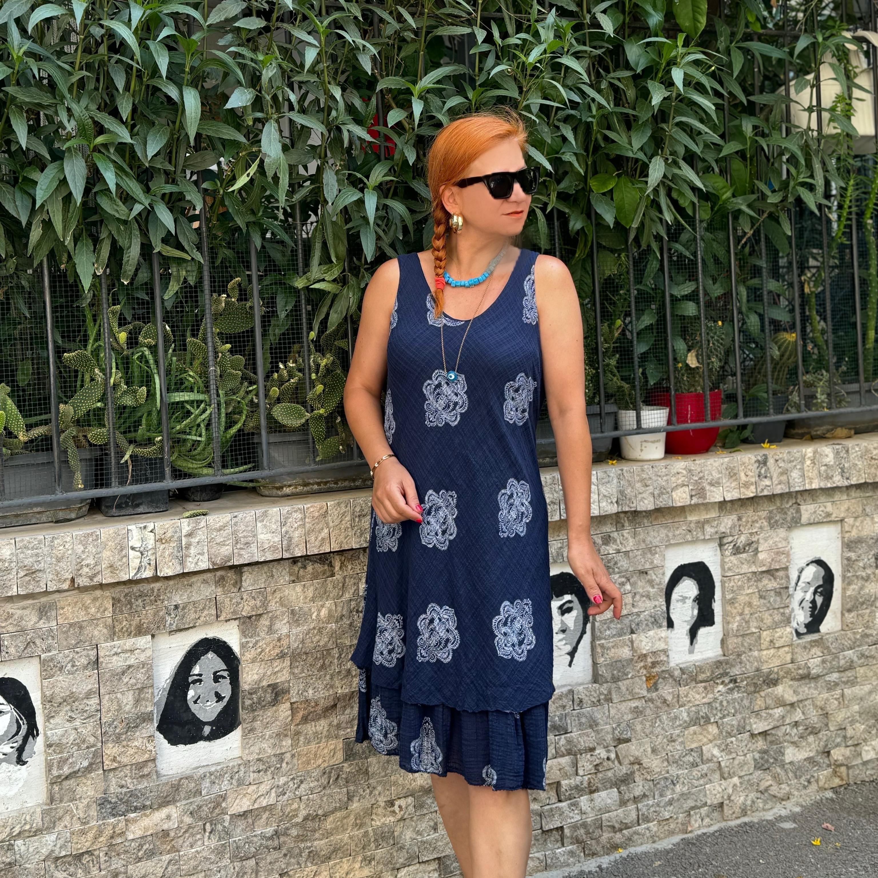 5013 PREMIUM İTALYAN PAMUK ÖN ARKA V  DESENLİ ELBİSE LACİVERT  46 BEDENE KADAR UYUMLU