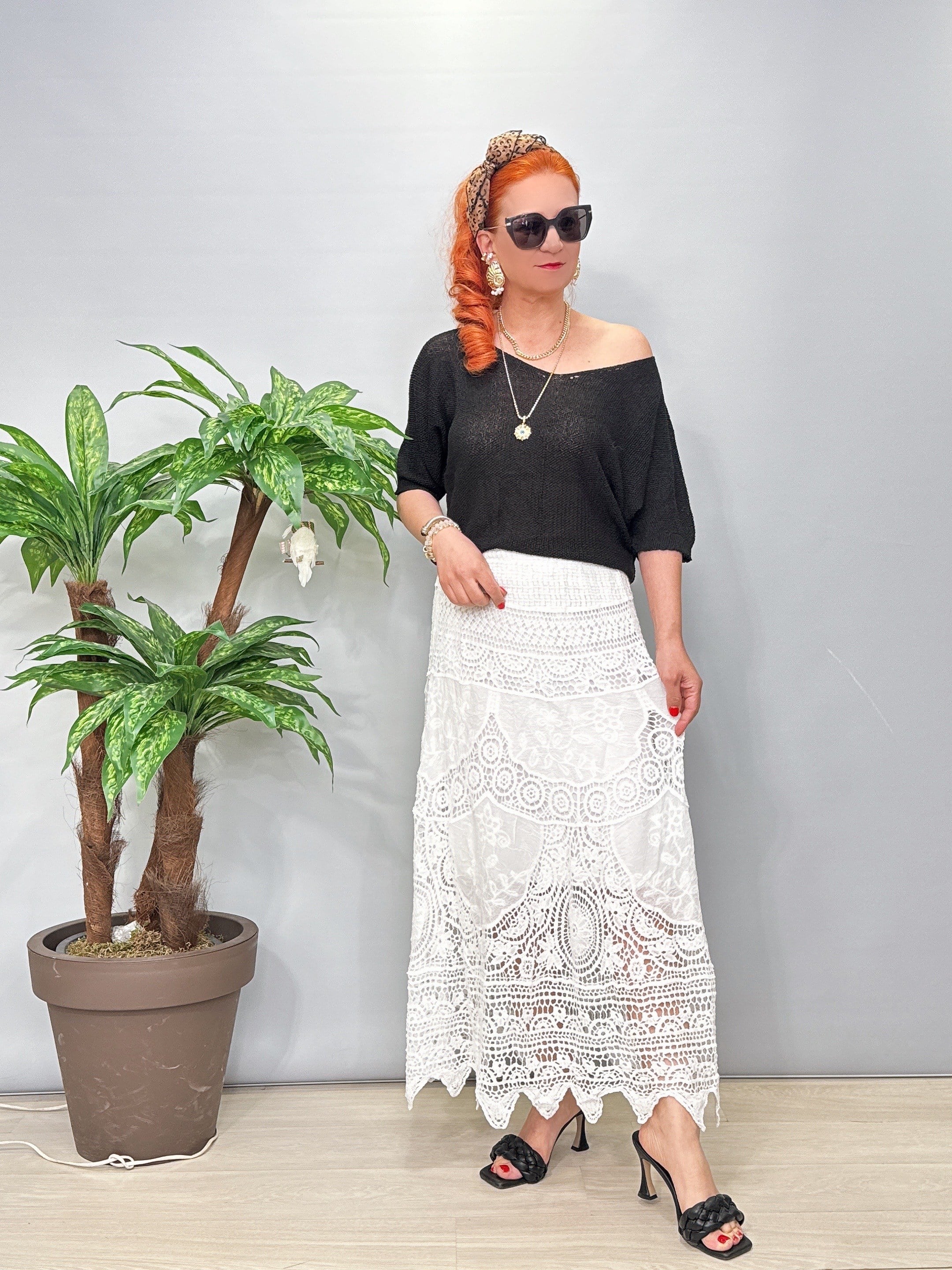 5510 Dantel Detay Etek Beyaz