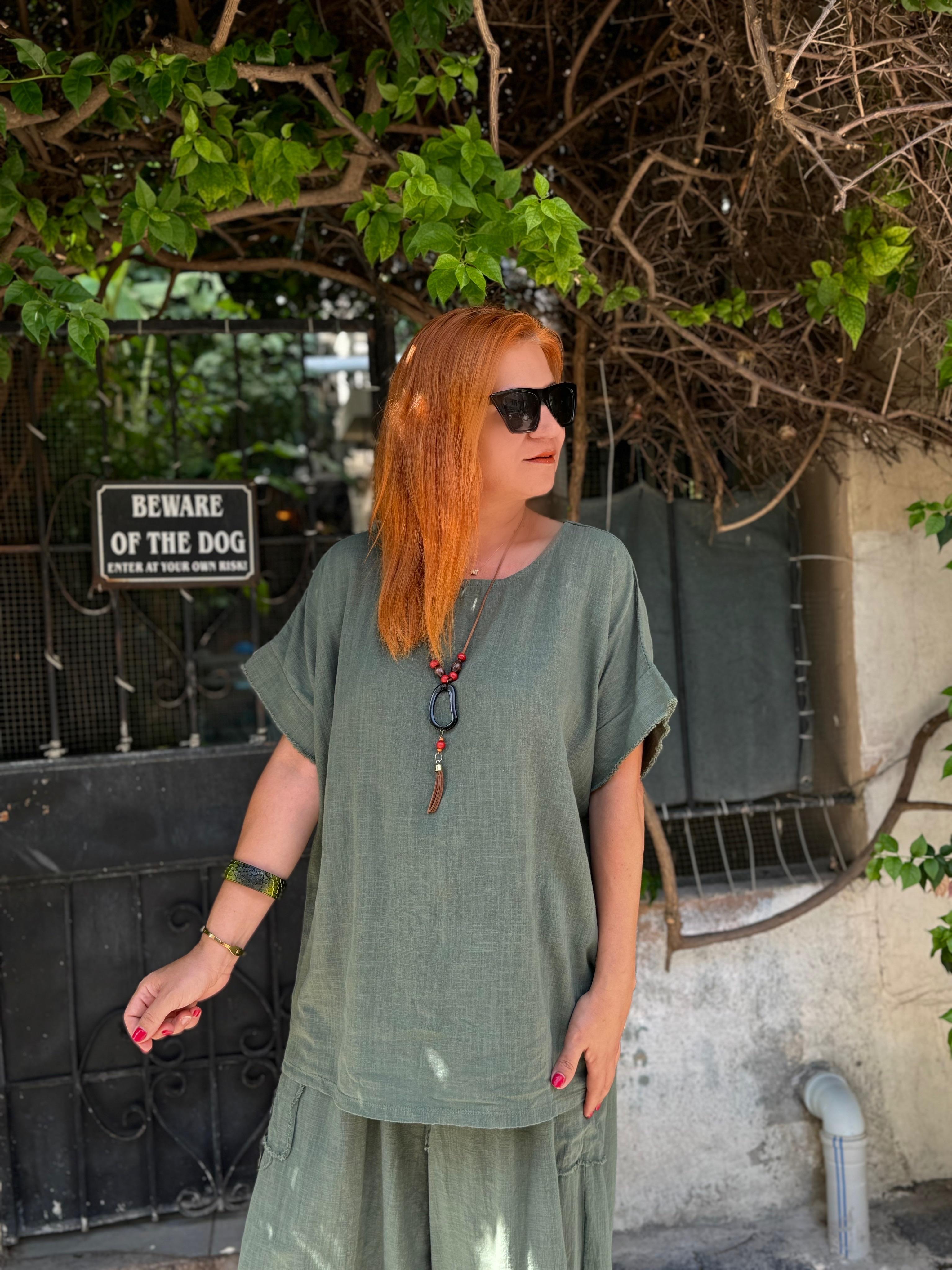 5700 KOLYE HEDİYELİ PAMUKLU BLUZ HAKİ 46 BEDENE KADAR UYUMLUDUR  