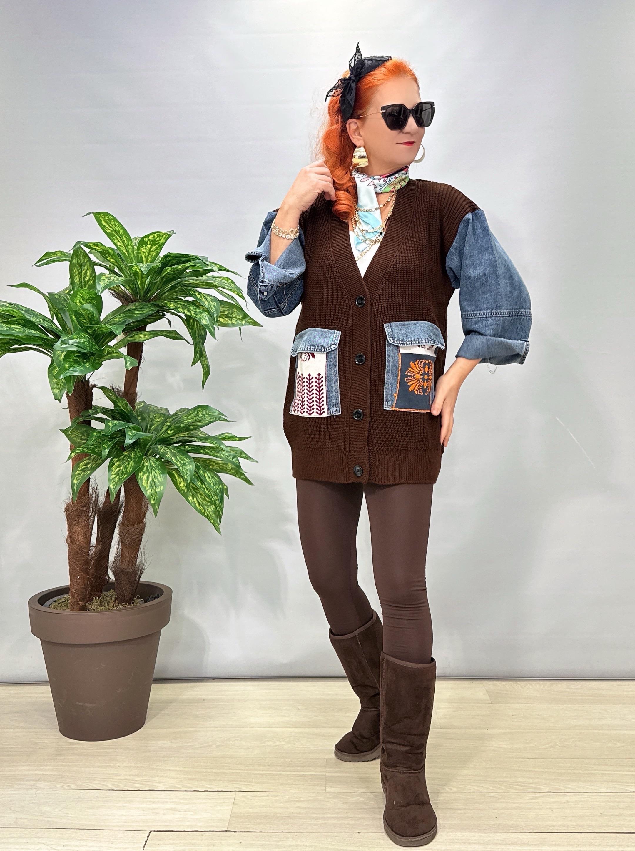 8523 Tasarım Jean Detaylı Hırka Kahve