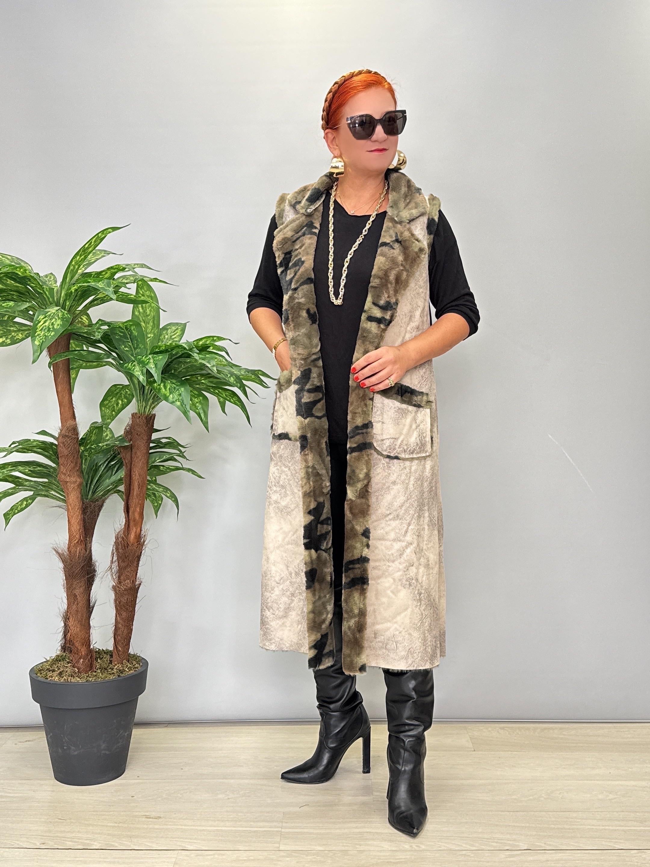 KBN 1832 Italyan Özel Premium Doku İçi Kürklü Taş Yelek