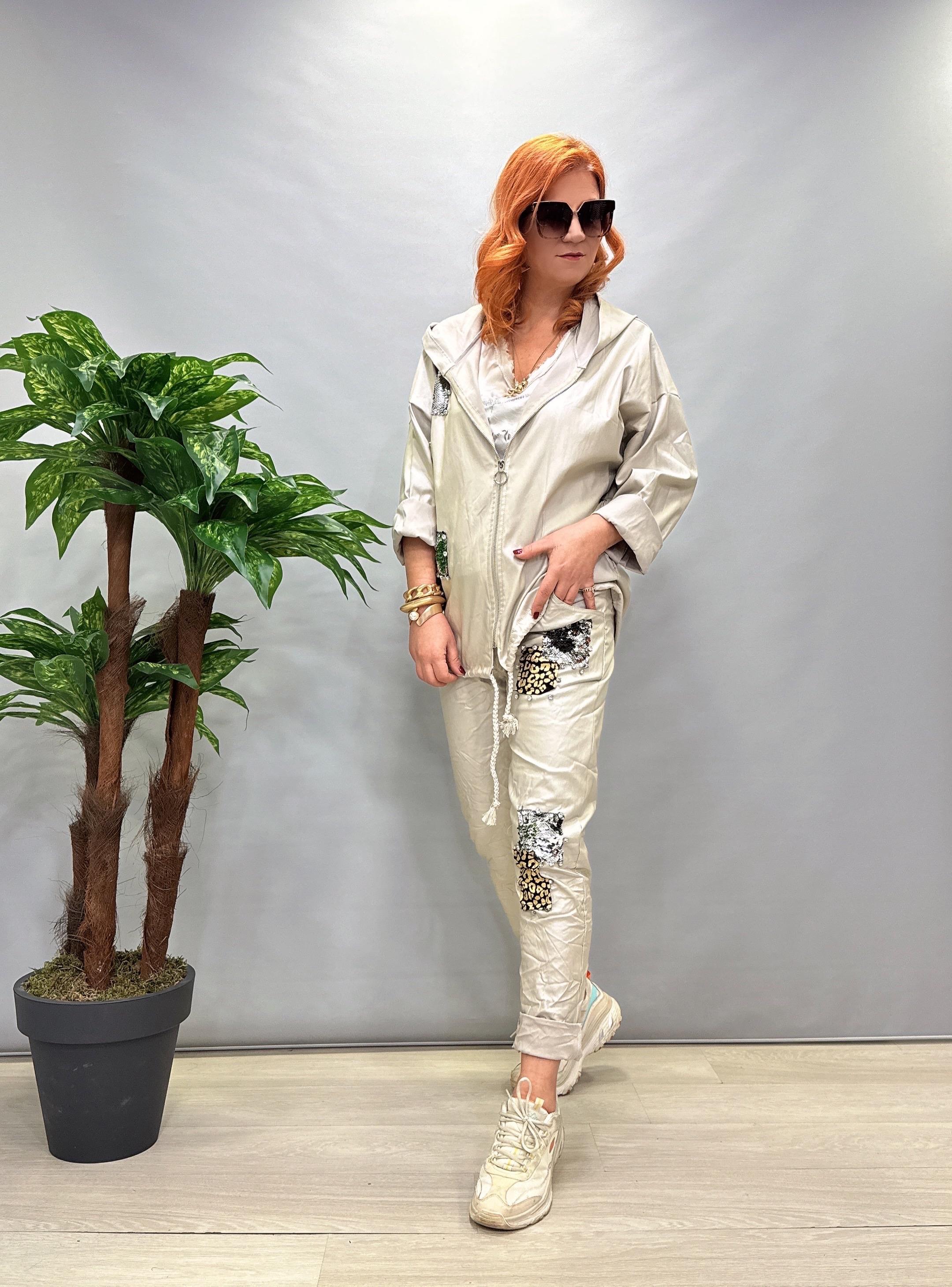 MNS 01017 İTALYAN PAYET DETAY DERİ PANTOLON TAŞ 38/46 ARASI UYGUNDUR 