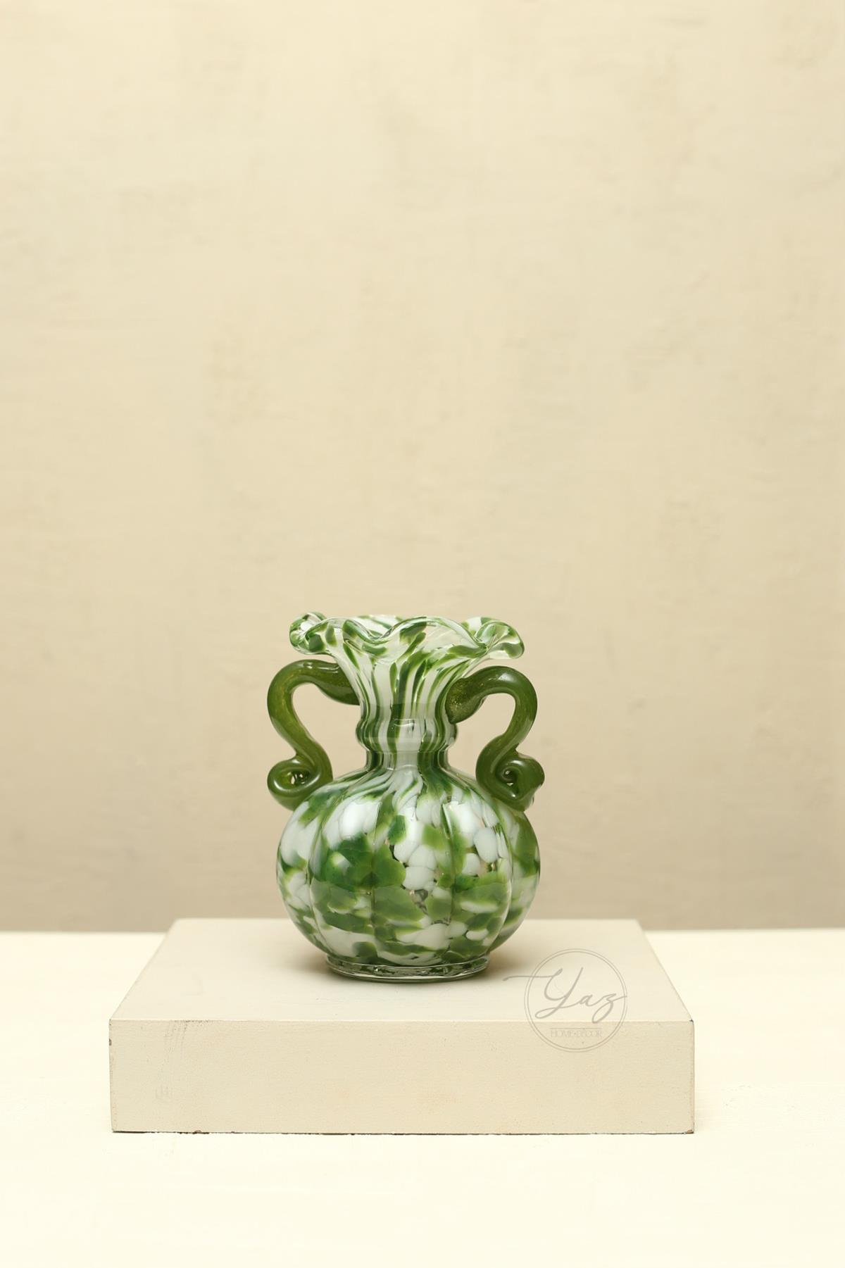 Yaz Home | Verdant Swirl Art Vazo 