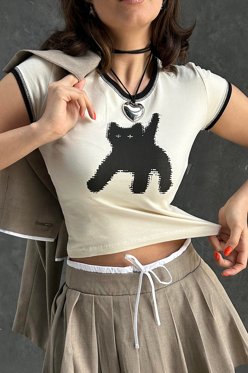 Ekru Black Cat Y2K Kısa Kollu Crop 