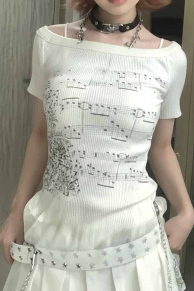 Ekru Nota Desenli Y2K Kısa Kollu Crop