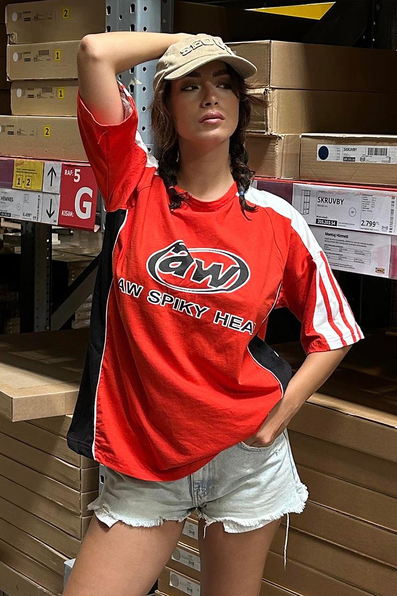 Kırmızı Aw Spiky Head Bej Parçalı Şerit Detay Unisex T-Shirt