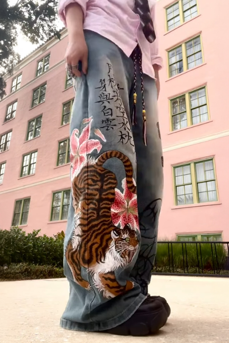 Mavi Yıkama Kanji ve Lotus Baskılı Grunge Y2K Unisex Baggy Pantolon