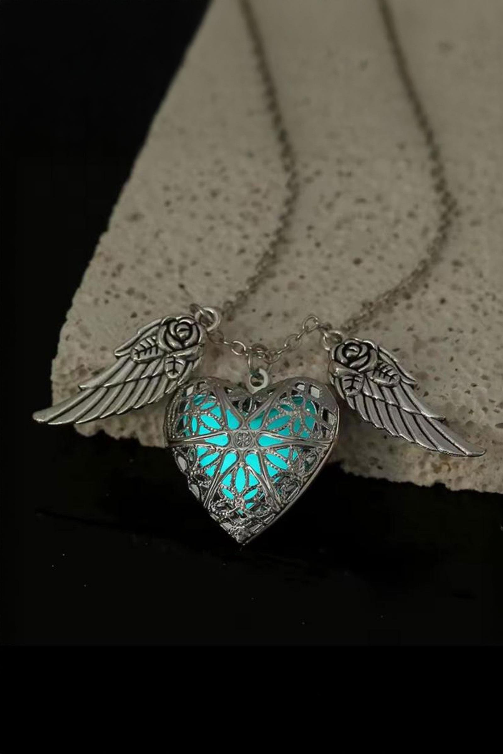 Silver Kanatlı Mavi Motifli Kalp Locket Kolye