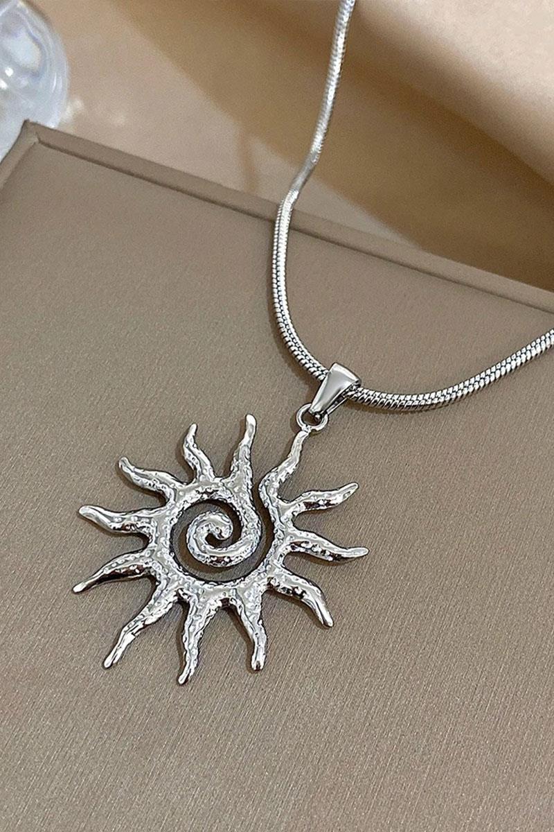 Silver Sun Sarmal Kolye
