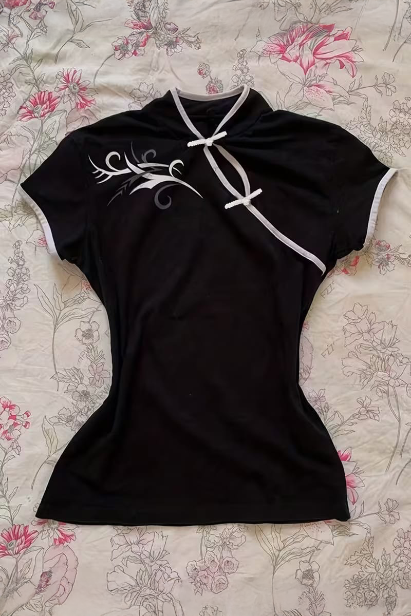 Siyah Çin Yakalı Floral Motifli Beyaz Şeritli Vintage Y2K Kısa Kollu Crop