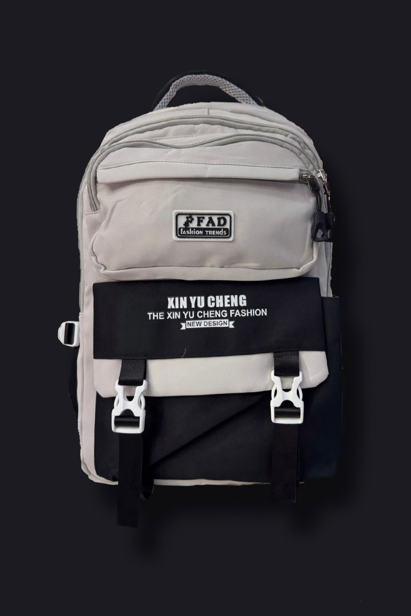 Siyah Xin Yu Cheng Çok Gözlü Okul Sırt Çantası  