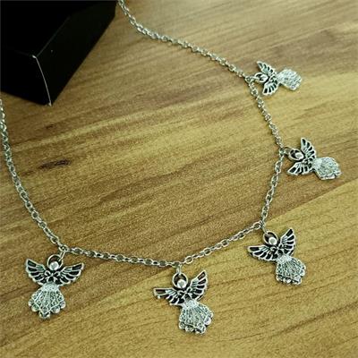 5li Melek Motifli İşlemeli Kolye