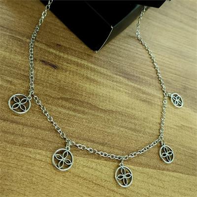 5li Minimal Çiçek Motifli Kolye