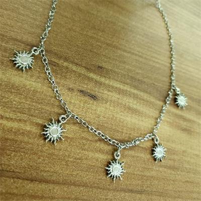 5li The Sun Motifli Kolye